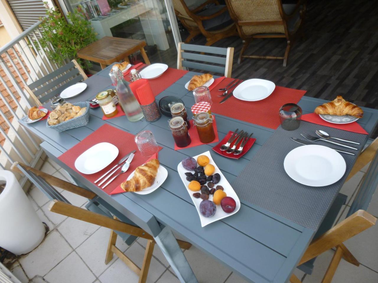 1 Chambre, 1 P'tit Dej', 1 Sourire Bed & Breakfast Montpellier