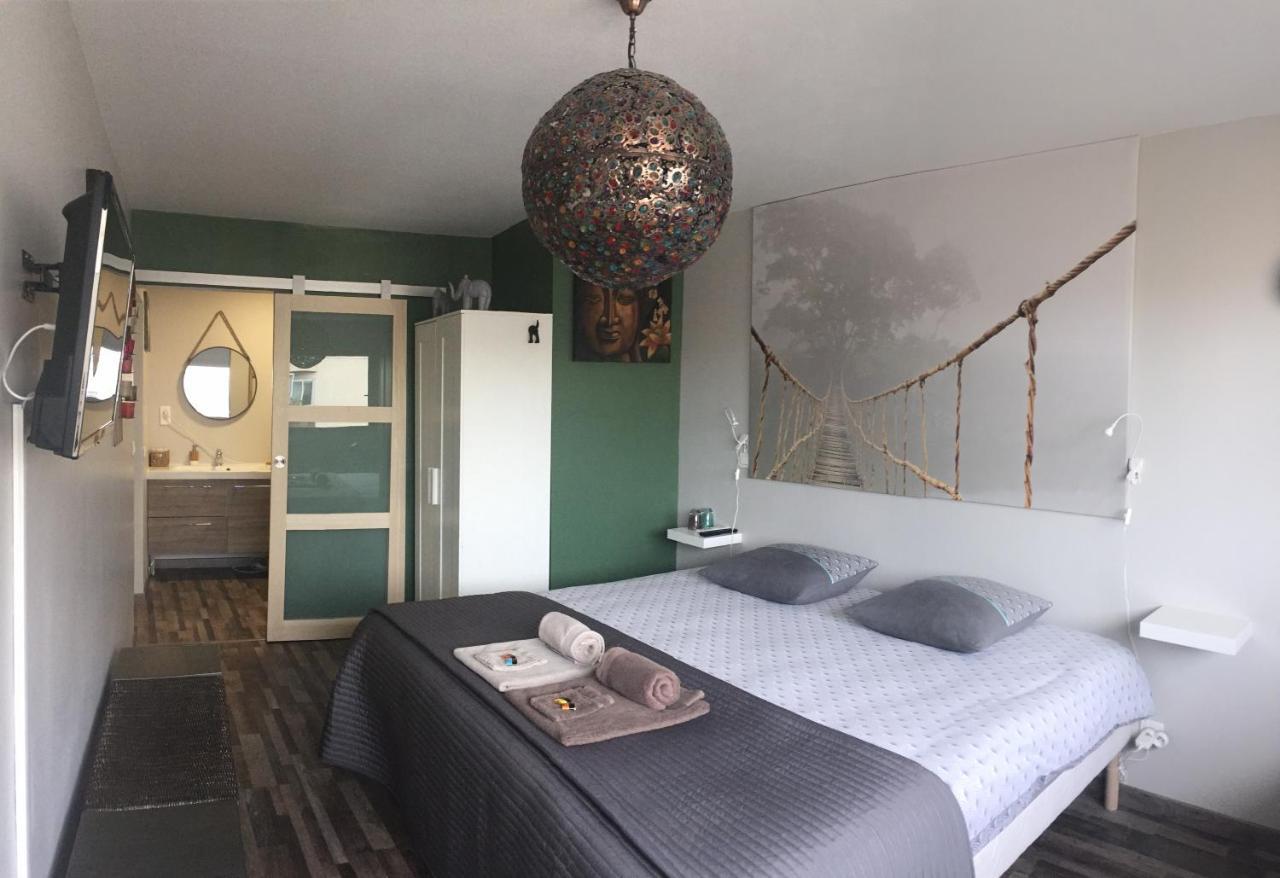 1 Chambre, 1 P'tit Dej', 1 Sourire Bed & Breakfast