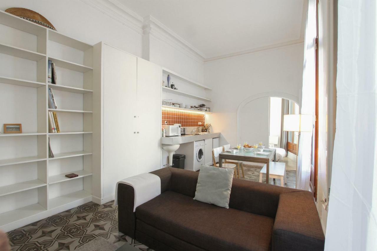 Comedie Lonjon Apartment