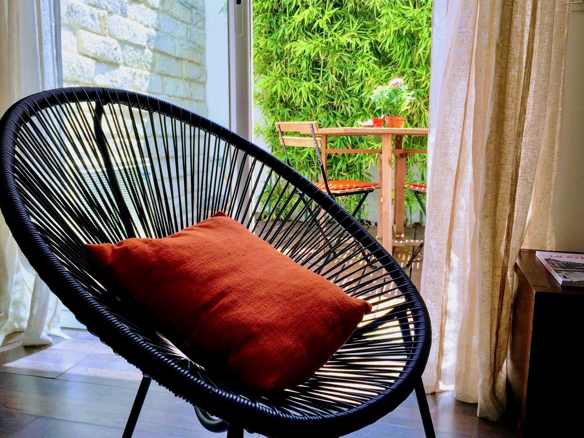 Appartement Chic - La Terrasse Bazille - Netflix *