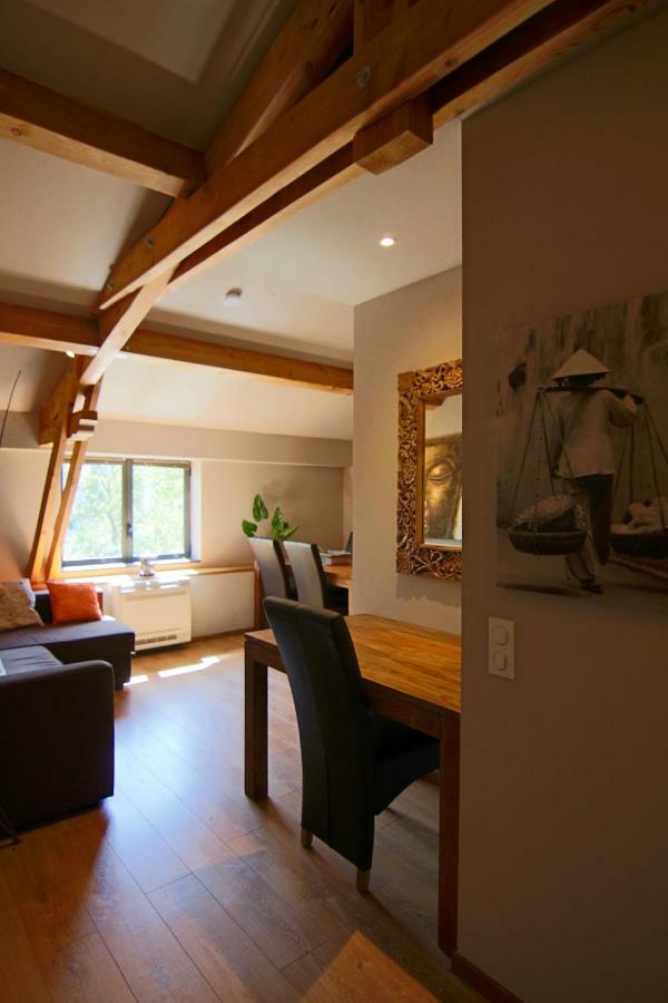 Apartment T2 Les Arceaux Quiet, City Center, Private Parking