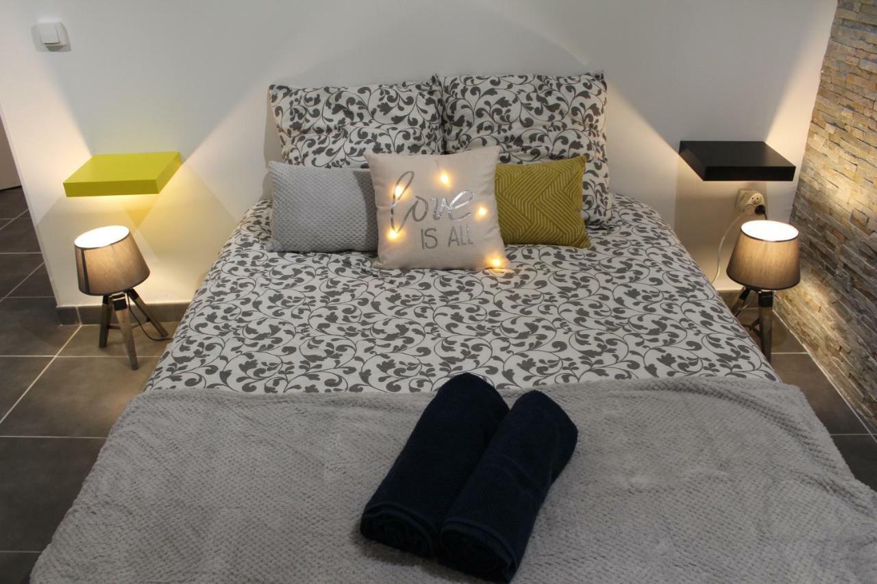 Cosy Flat Heart Of Center / Charmant Hyper Centre Apartment *