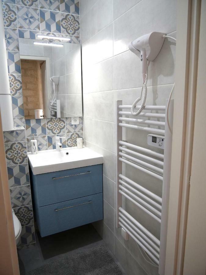 Apartment Comedie St-roch - - Hypercentre Gare - Clim & Netflix *