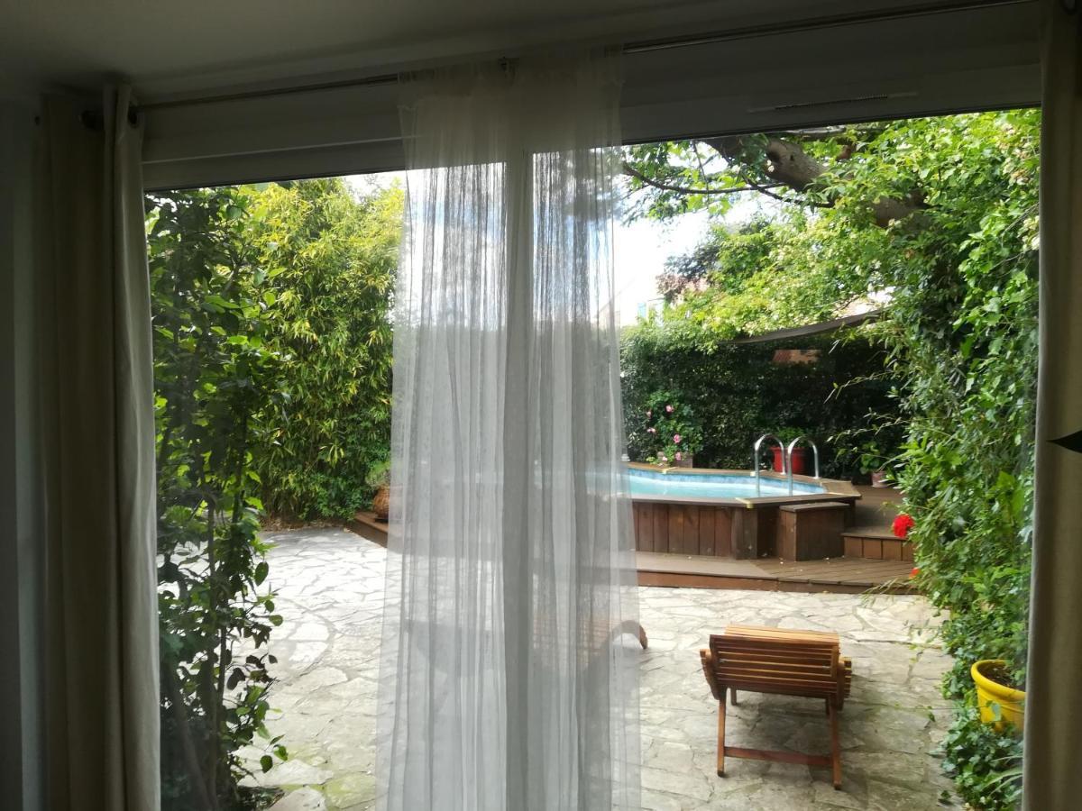 Grand Avec Piscine *