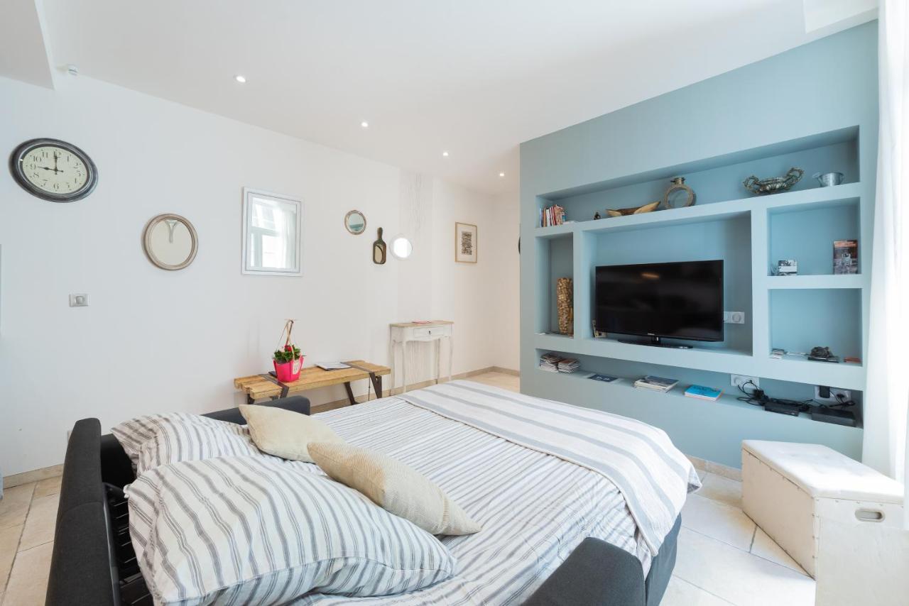 Appartement La Comédie De Vanneau - Acte 1 - 4 *