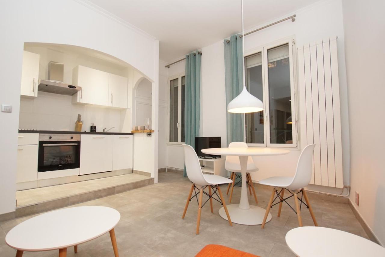 Volupte Classee 3 Etoiles Avec Vue Sur Jardin, Climatisation Montpellier